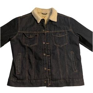 RUFF HEWN Denim / Sherpa Trucker Jacket Size Large — almost brand new